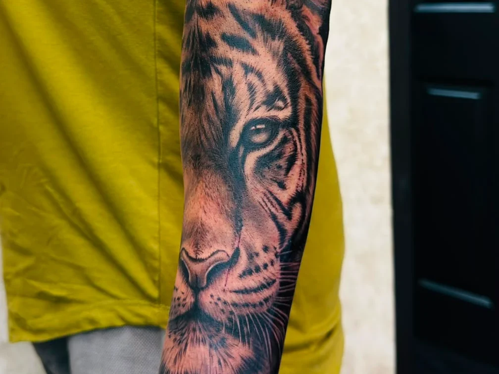 Distinktion Tattoo Studio, sent by the business